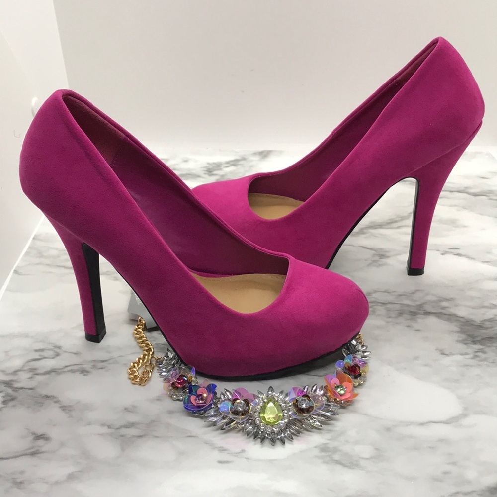 Platform pumps - Picture 1 of 5
